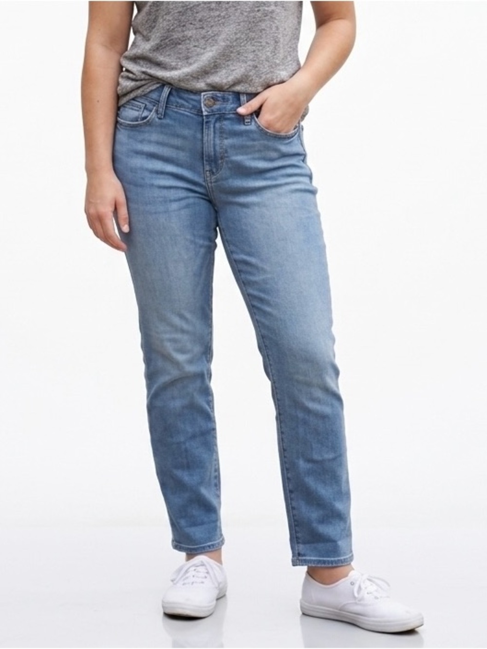 Old Navy Power Slim Straight Light Wash Size 8 Short Mid-Rise Stretch Minimalist